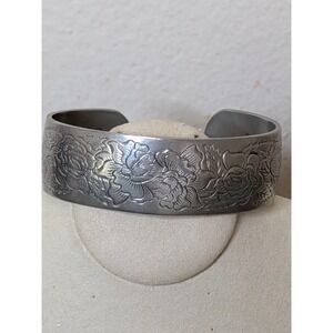 Kirk Pewter Floral Cuff Bracelet Women's Silver Tone Statement